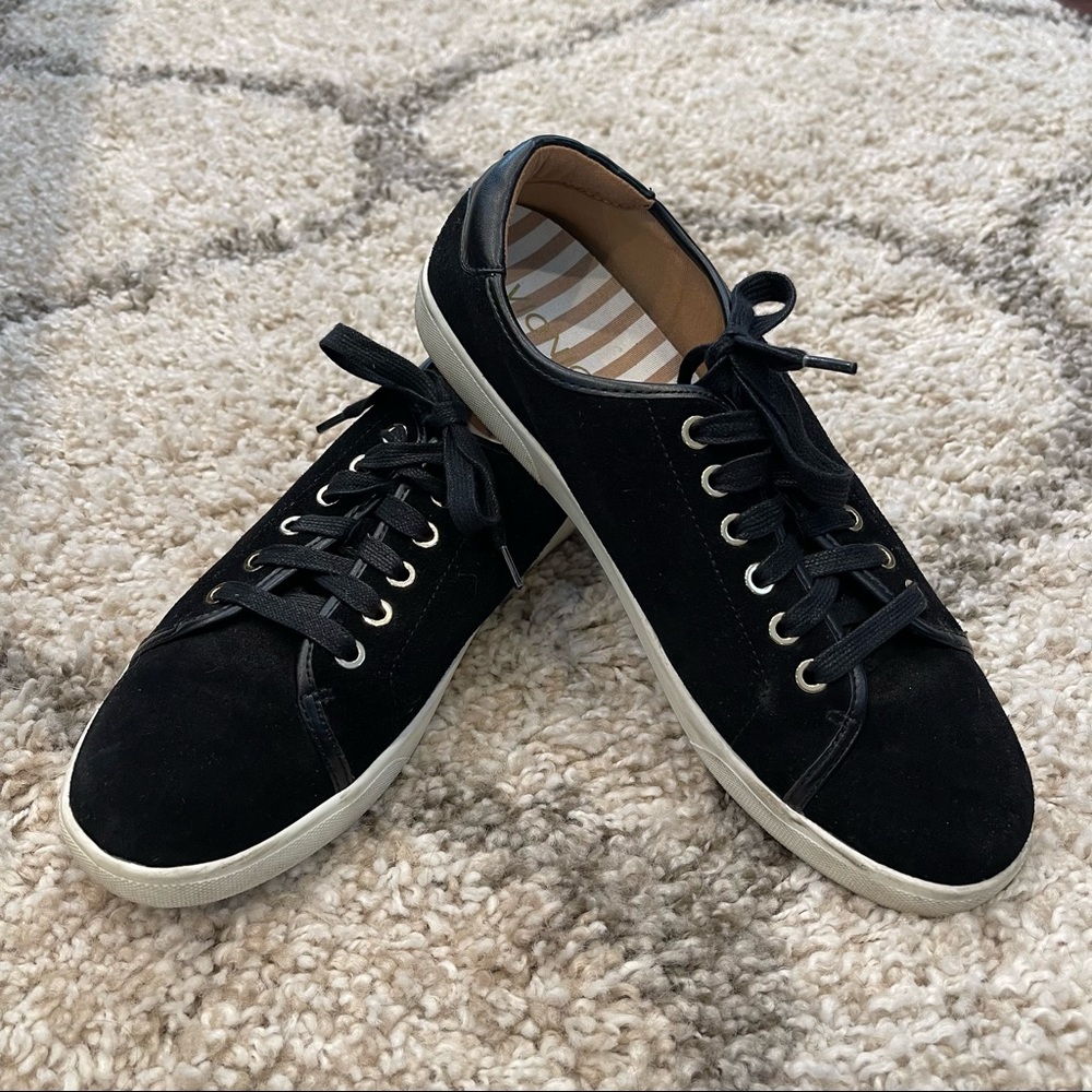 Vionic Brinley Sneakers